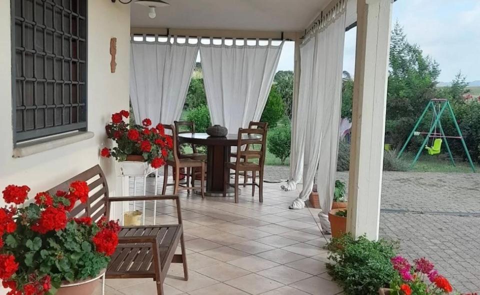 B&B Rolu Formello Buitenkant foto